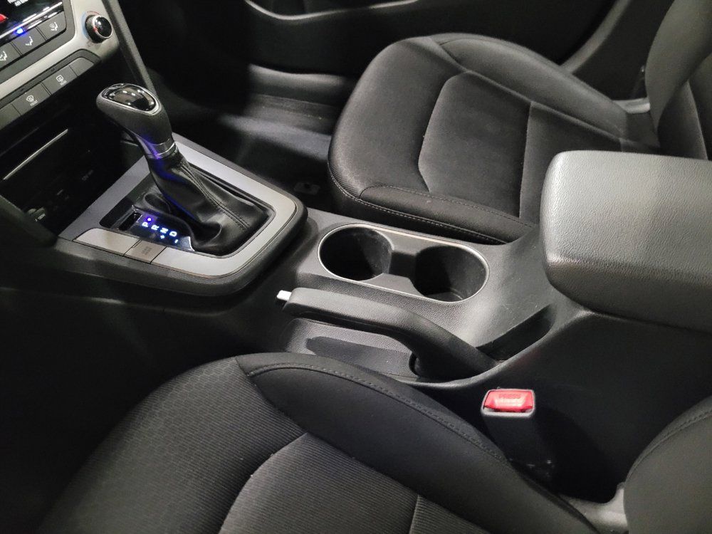 Used 2018 Hyundai Elantra SEL FWD image 26