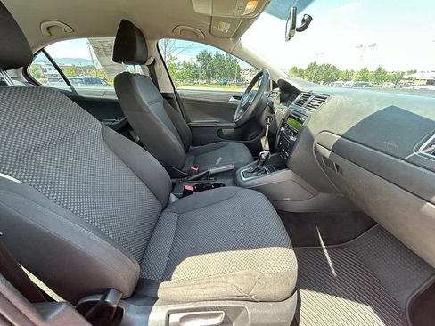 Used 2013 Volkswagen Jetta Sedan FWD image 27