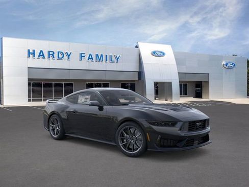 New 2026 Ford Mustang Dark Horse image 7