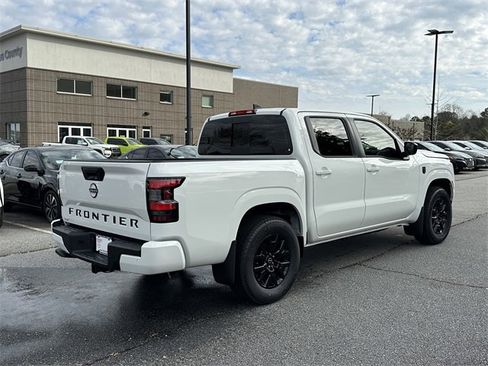 New 2026 Nissan Frontier SV image 8