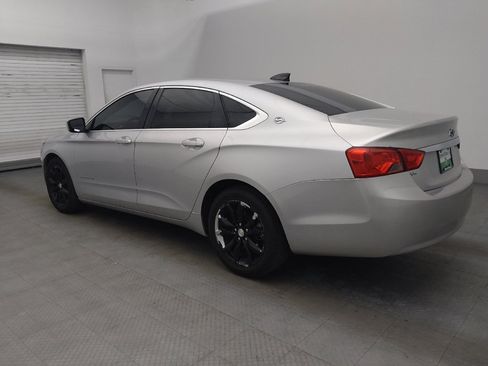 Used 2017 Chevrolet Impala LT image 3