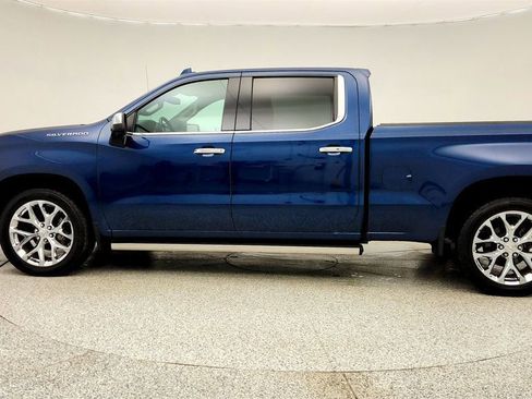 Used 2019 Chevrolet Silverado 1500 LTZ w/ LTZ Premium Package image 8