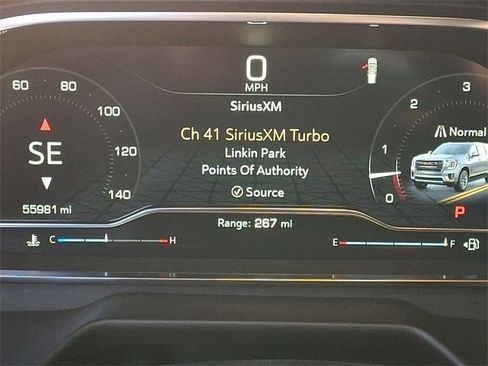 Used 2024 GMC Yukon SLT image 23