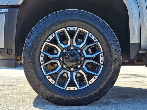 Used 2024 GMC Sierra 2500 Denali Ultimate w/ Snow Plow Prep/Camper Package image 28