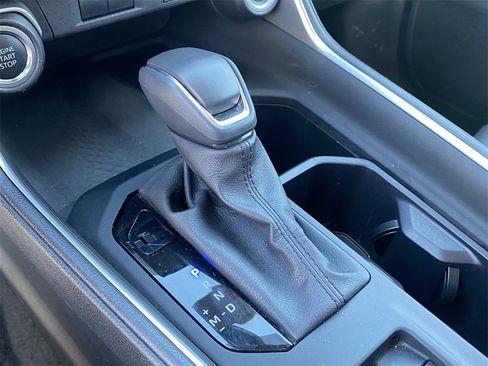 Certified 2025 Toyota Grand Highlander AWD image 12