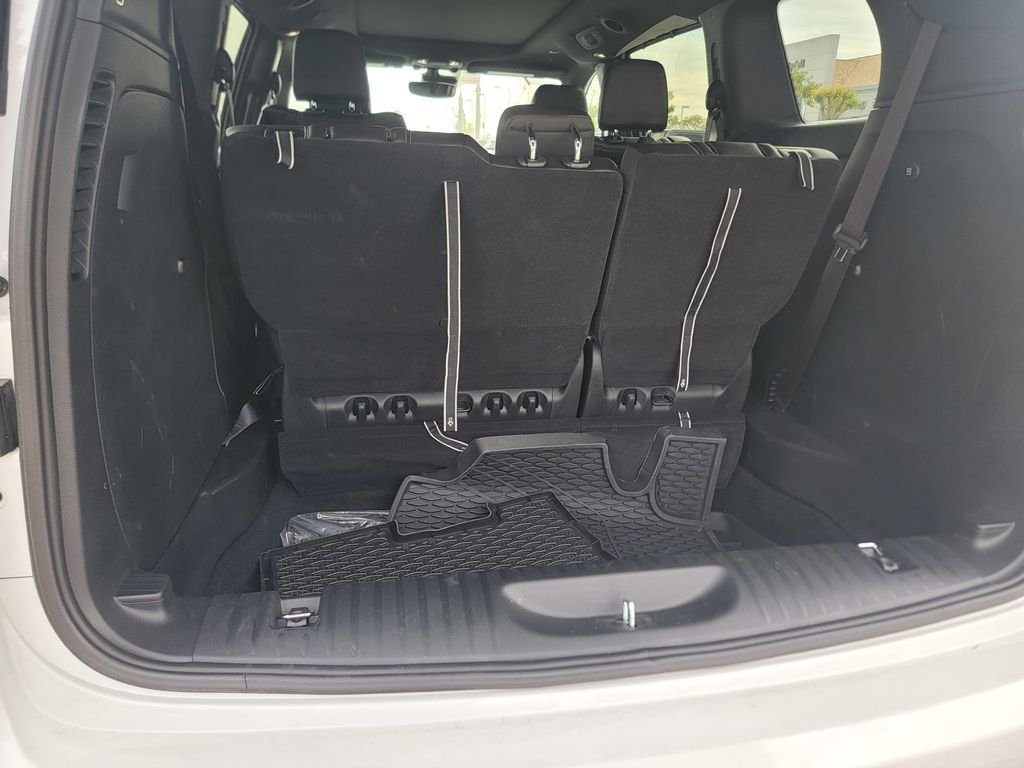 New 2025 Chrysler Pacifica Select w/ Fav Edition Package FWD image 12