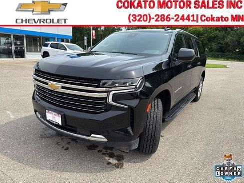 Used 2024 Chevrolet Suburban LT AWD/4WD image 3