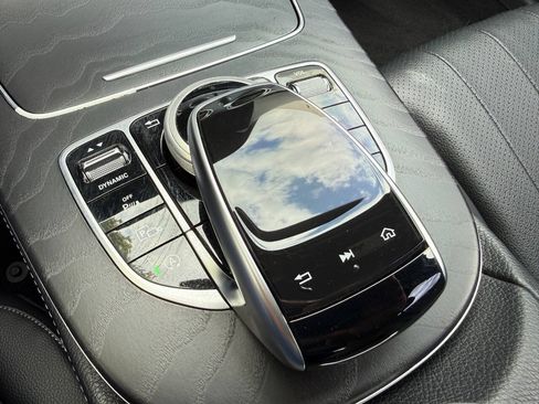 Used 2018 Mercedes-Benz E 300 image 47