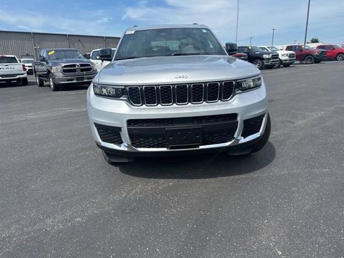 New 2025 Jeep Grand Cherokee L Laredo w/ Luxury Tech Group I image 3