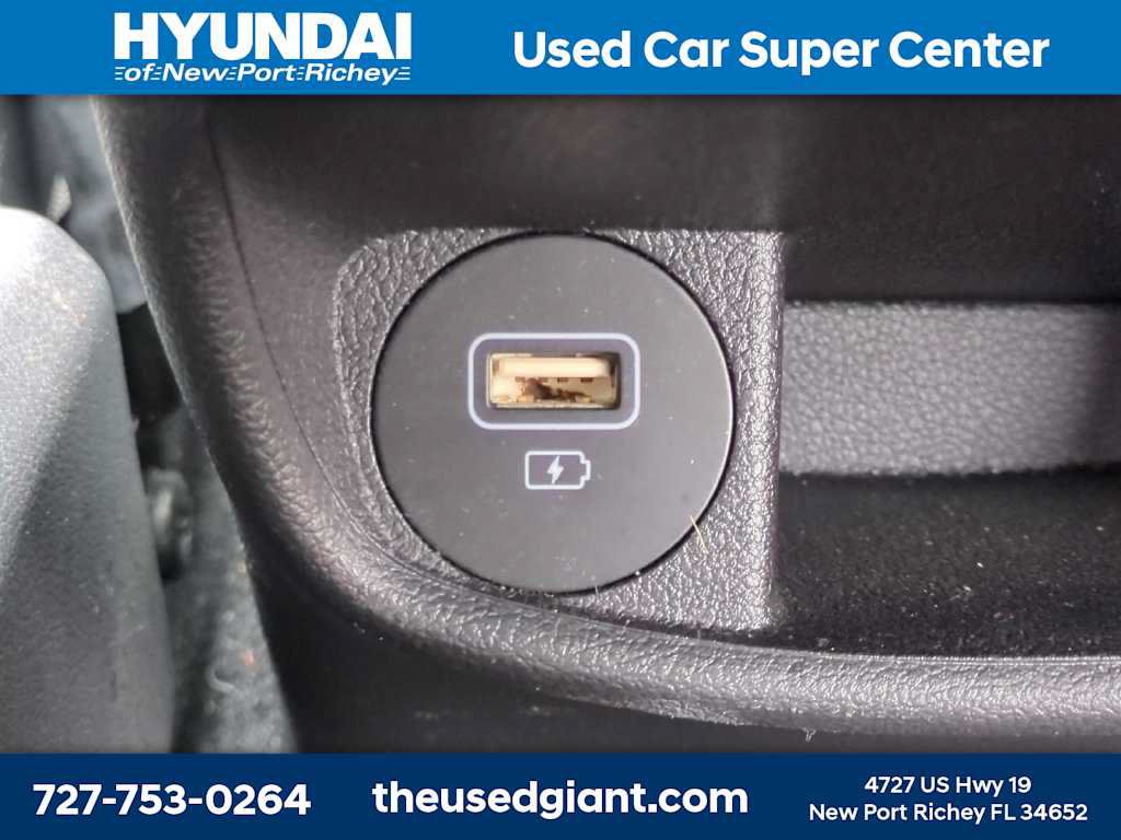 Certified 2023 Hyundai Kona Limited AWD/4WD image 15