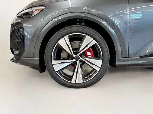 New 2026 Audi SQ5 Premium Plus AWD/4WD image 25