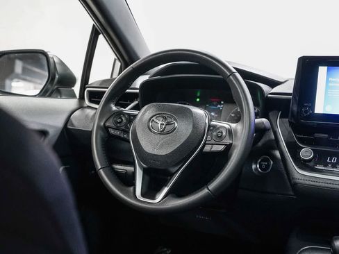 Used 2024 Toyota Corolla SE w/ SE Package FWD image 15