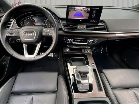 Used 2023 Audi Q5 2.0T Premium w/ Convenience Package image 7