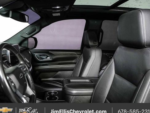 Certified 2023 Chevrolet Tahoe Z71 w/ Luxury Package AWD/4WD image 5
