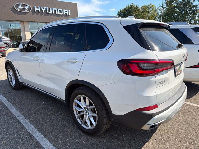 Used 2021 BMW X5 xDrive40i w/ Premium Package AWD/4WD image 7