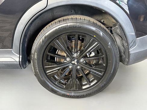 Used 2018 Mitsubishi Eclipse Cross LE AWD/4WD image 36