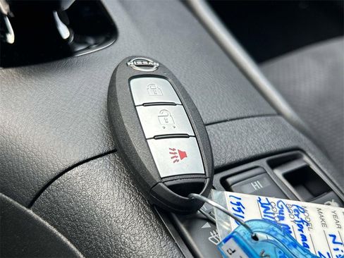 New 2025 Nissan Z Performance w/ Floor Mat Package RWD image 34