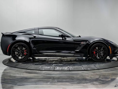 Used 2016 Chevrolet Corvette Z06 w/ 2LZ Preferred Equipment Group RWD image 26