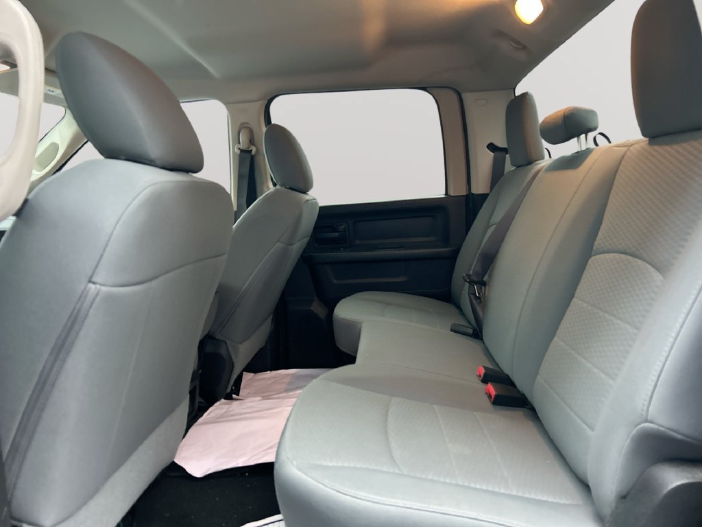 Used 2017 RAM 1500 Express w/ Express Value Package AWD/4WD image 18