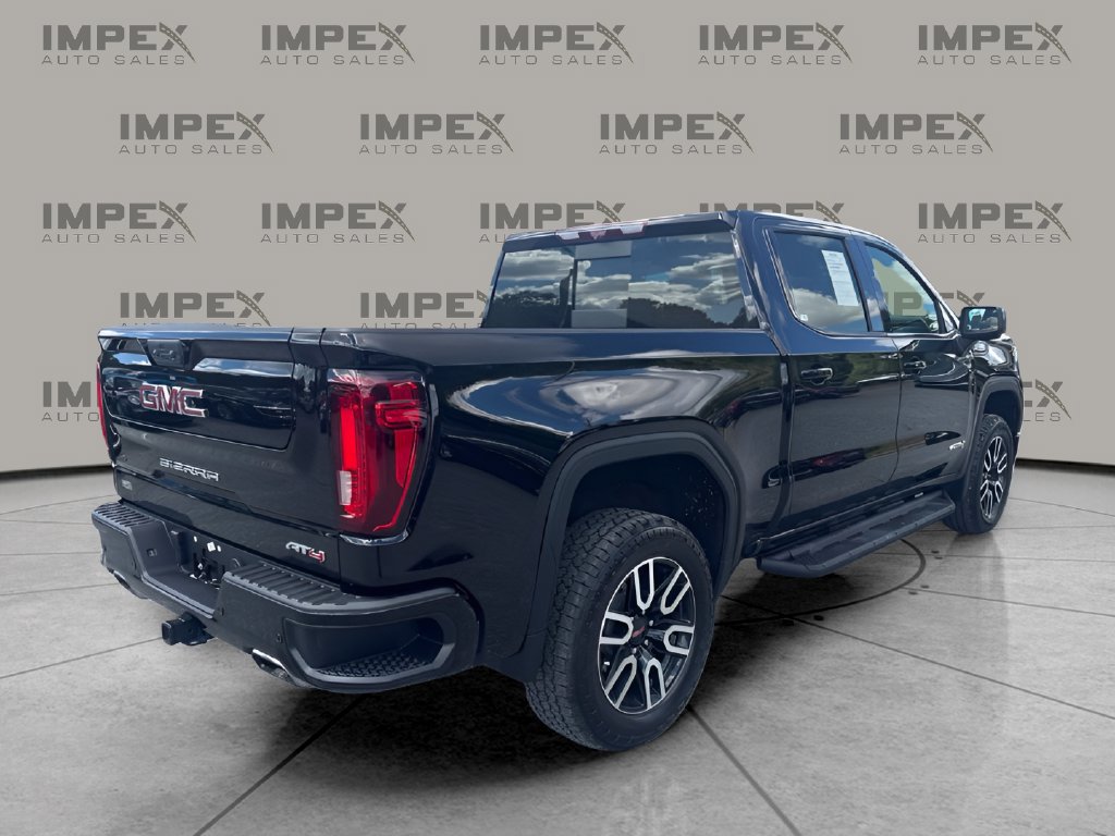 Used 2024 GMC Sierra 1500 AT4 w/ Technology Package AWD/4WD image 6