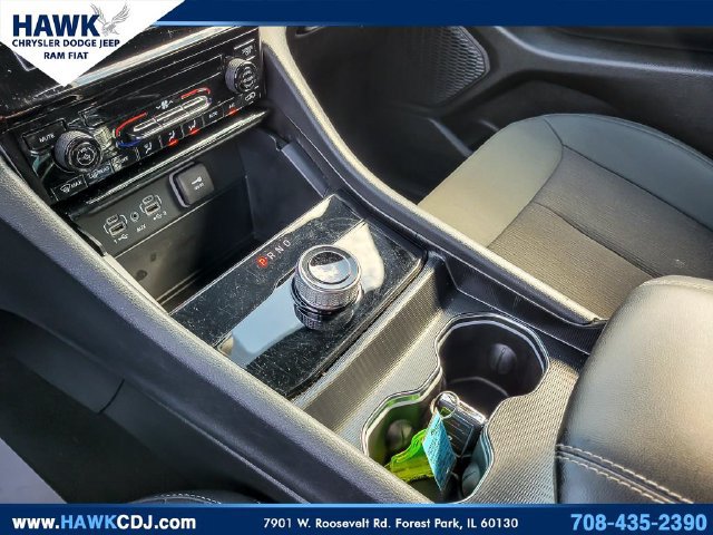 Certified 2025 Jeep Grand Cherokee Laredo AWD/4WD image 22