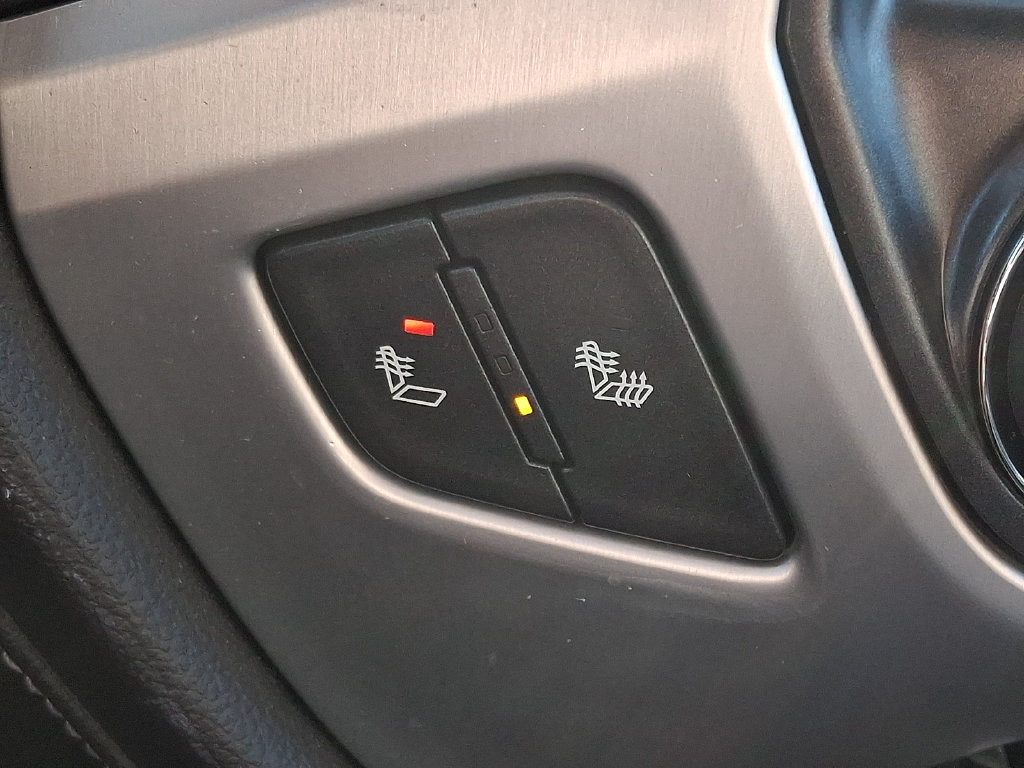 Used 2015 GMC Sierra 1500 SLT w/ SLT Preferred Package AWD/4WD image 24