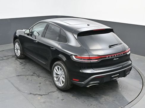 New 2025 Porsche Macan image 31