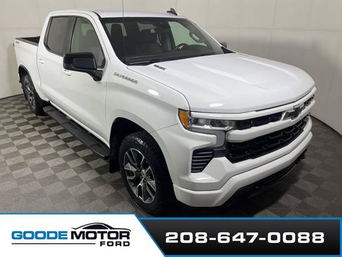 Used 2022 Chevrolet Silverado 1500 RST w/ Convenience Package II AWD/4WD image 1