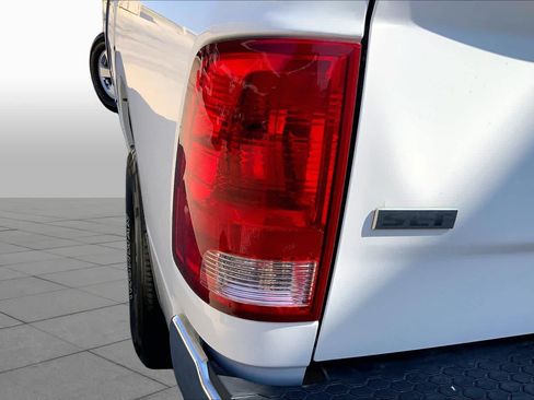 Used 2011 RAM 1500 Classic SLT RWD image 27