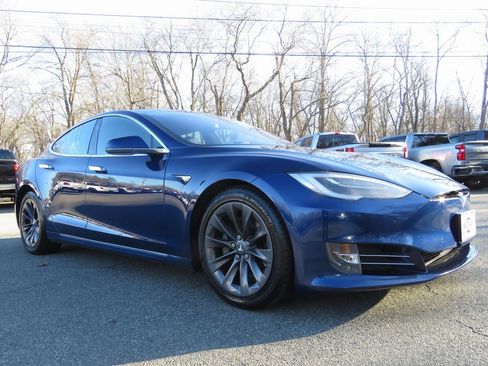 Used 2018 Tesla Model S 75D image 3