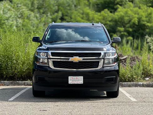 Used 2019 Chevrolet Tahoe LT image 3