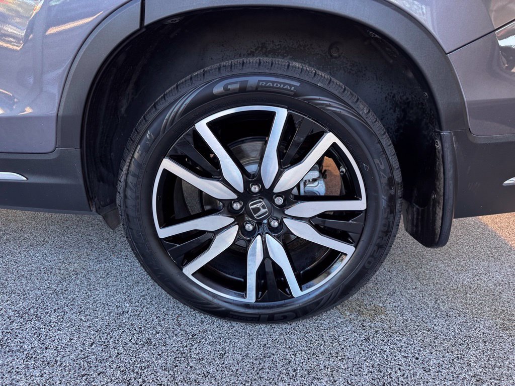 Used 2022 Honda Pilot Touring image 12
