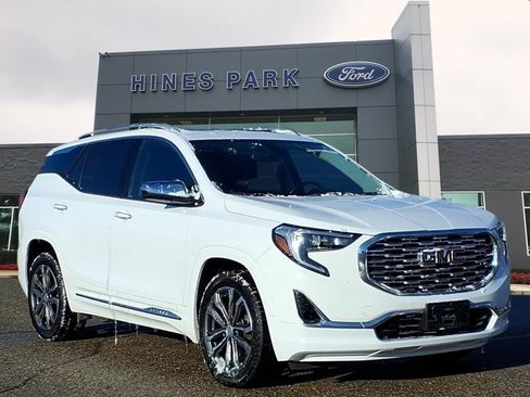 Used 2019 GMC Terrain Denali image 1