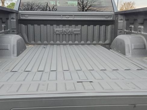 Used 2020 GMC Sierra 1500 SLT w/ SLT Premium Plus Package image 10