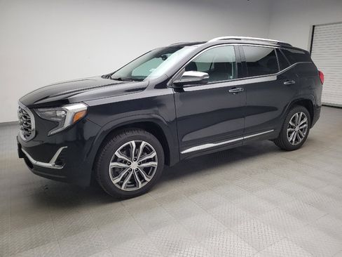 Used 2019 GMC Terrain Denali w/ Advanced Safety Package AWD/4WD image 2
