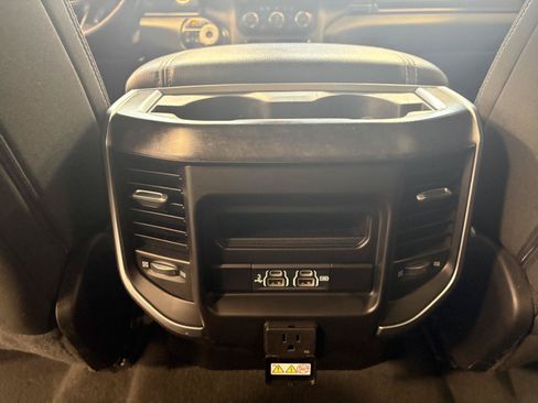 Used 2020 RAM 1500 Big Horn AWD/4WD image 17