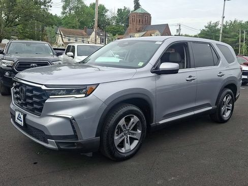 Certified 2023 Honda Pilot EX-L image 3