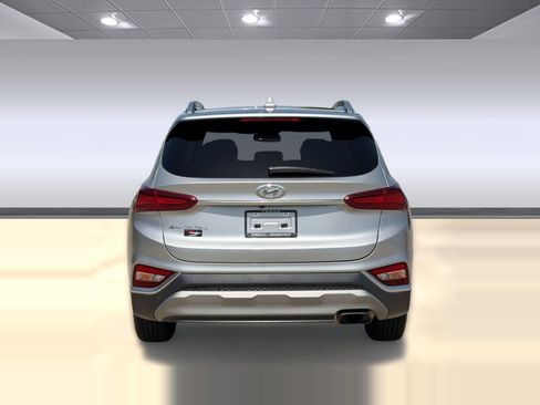 Used 2020 Hyundai Santa Fe SEL w/ Convenience + Premium Package FWD image 10