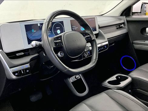 Used 2023 Hyundai Ioniq 5 Limited image 13