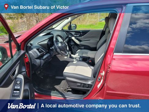Used 2019 Subaru Forester Limited AWD/4WD image 13