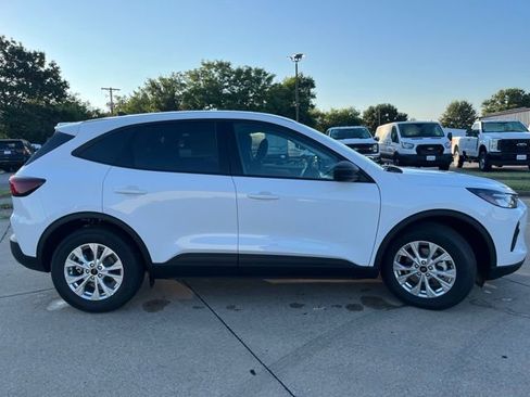 New 2025 Ford Escape Active w/ Cold Weather Package image 7