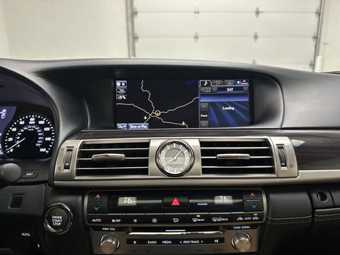 Used 2014 Lexus LS 460 AWD w/ Comfort Package image 33