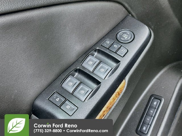 Used 2020 Chevrolet Tahoe Premier w/ RST 6.2L Performance Edition AWD/4WD image 21