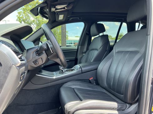 Used 2021 BMW X5 xDrive40i w/ M Sport Package AWD/4WD image 16