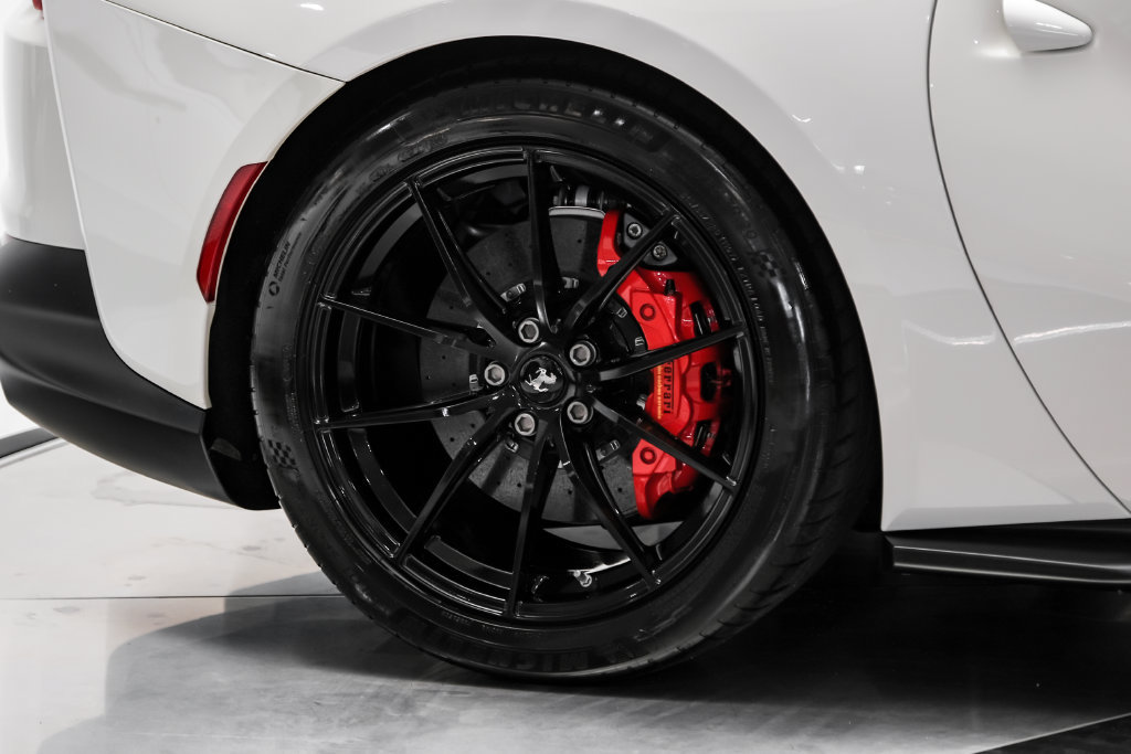 Used 2019 Ferrari 812 Superfast RWD image 62