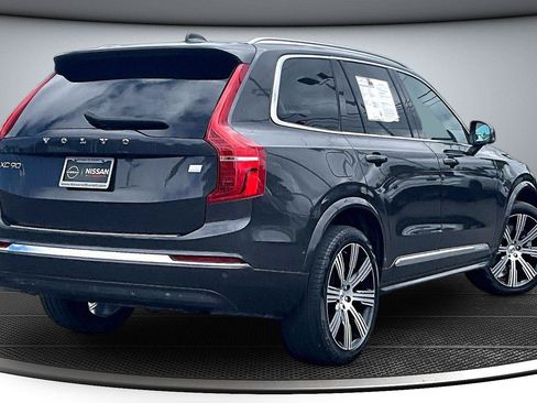 Used 2024 Volvo XC90 T8 Plus w/ Protection Package Premier AWD/4WD image 7