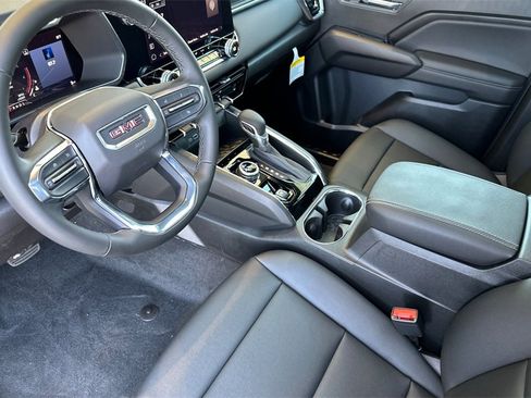 New 2025 GMC Canyon Elevation w/ Convenience Package image 8