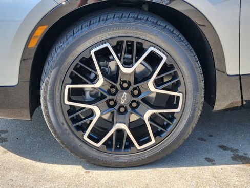 Used 2023 Chevrolet Blazer RS w/ Driver Confidence II Package image 31