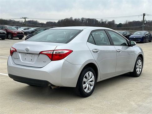 Used 2016 Toyota Corolla LE image 4