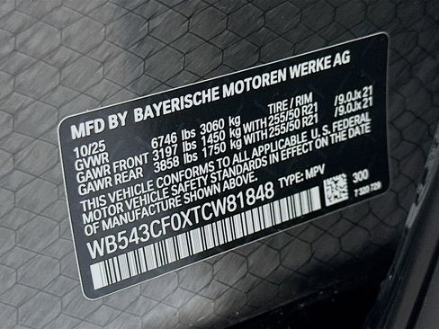 Used 2026 BMW iX xDrive45 w/ Premium Package image 24